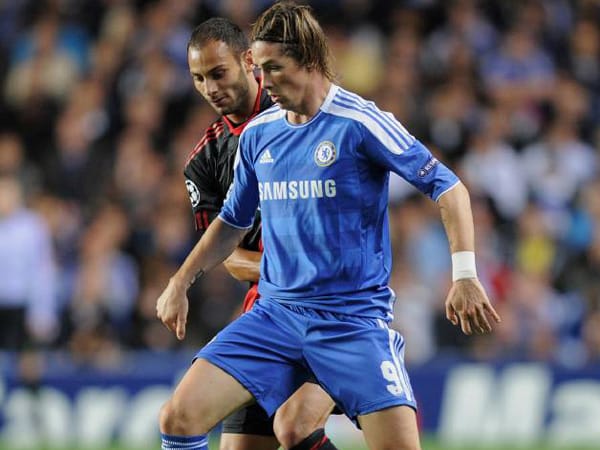 Platz acht: Fernando Torres. Der 27-jährige Spanier vom FC Chelsea kämpft seit seinem Wechsel vom FC Liverpool mit Ladehemmung. Sein Marktwert spricht eine andere Sprache: 42 Millionen Euro.