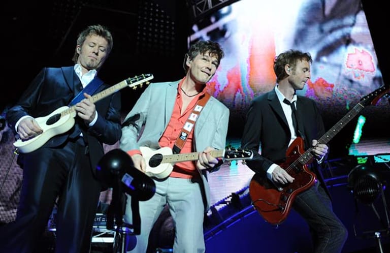 Die norwegische Popband A-ha trennte sich im Dezember 2010. Die Band kann auf 25 Jahre Musikerfolg zurückblicken.