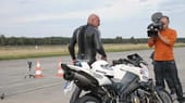 Elmar Geulen nach dem Rekord. Der Motorradfahrer hält bereits elf Weltrekorde.
