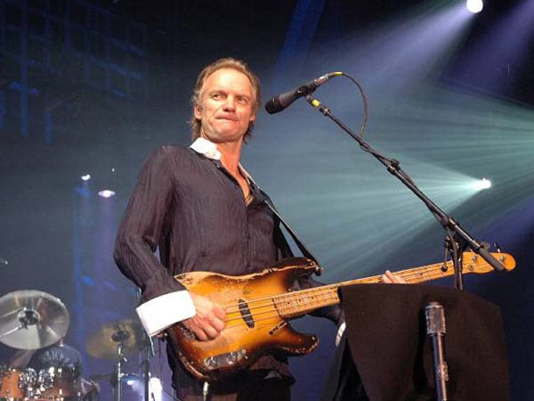 Sting experimentierte schon immer gerne mit verschiedenen Musikstilen. Zuletzt versuchte er sich an Lautenmusik aus der englischen Renaissance-Zeit. Ob es nochmal ein Pop-Album geben wird, lässt er offen.