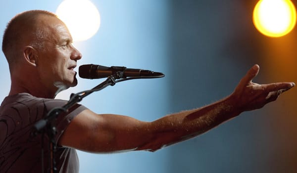 Sting wird nachgesagt, er beherrsche eine Yoga-Technik, die ihm stundenlangen Sex ermögliche. Sting wird nachgesagt, er beherrsche eine Yoga-Technik, die ihm stundenlangen Sex ermögliche.