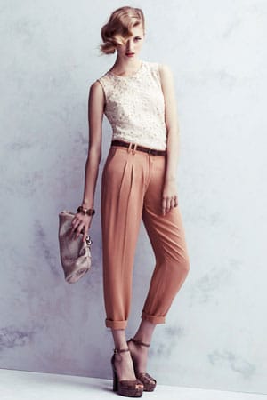 Die Trends für den Sommer 2012: bunte Chinos Die Trends für den Sommer 2012: bunte Chinos