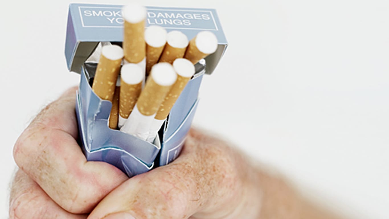 Rauchen: Von Zigaretten loszukommen, fällt fast allen Rauchern sehr schwer.