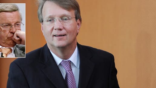 Gerieten im Zuge der Euro-Rettung aneinander: Wolfgang Bosbach (links) und Ronald Pofalla Gerieten im Zuge der Euro-Rettung aneinander: Wolfgang Bosbach (links) und Ronald Pofalla