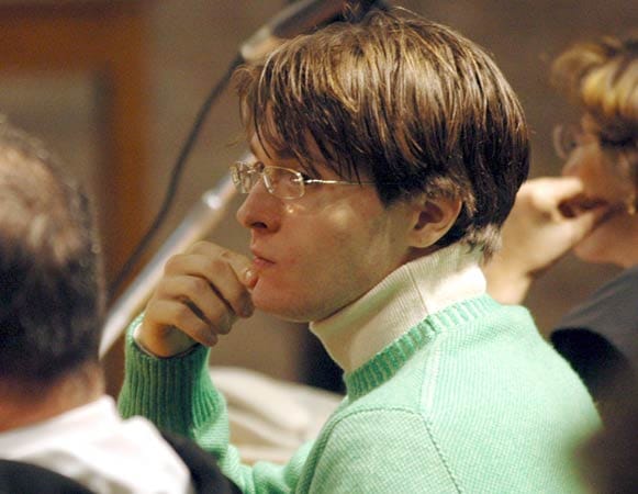6. November 2007: Knox und ihr damaliger Freund Raffaele Sollecito (Foto) werden verhaftet. 6. November 2007: Knox und ihr damaliger Freund Raffaele Sollecito (Foto) werden verhaftet.