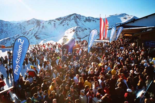 Das Panaroma bei Rave on Snow am Schattberg ist herrlich. Das Panaroma bei Rave on Snow am Schattberg ist herrlich.