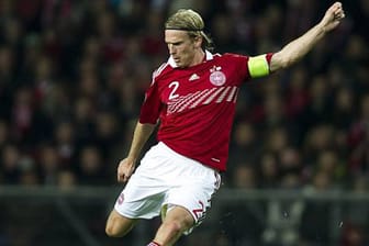 Christian Poulsen schickt mit Dänemark am letzten Spieltag die favorisierten Portugiesen in die Relegation und qualifiziert sich direkt für die EM 2012.