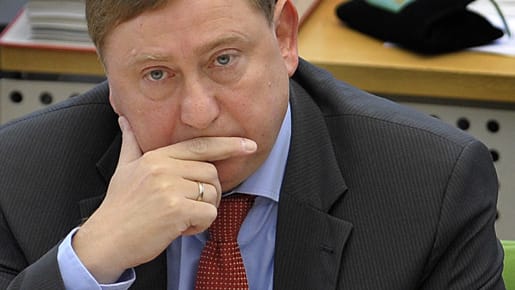 Der sächsische Linken-Fraktionschef André Hahn soll vor Gericht, weil er eine Neonazi-Demonstration verhindern wollte Der sächsische Linken-Fraktionschef André Hahn soll vor Gericht, weil er eine Neonazi-Demonstration verhindern wollte