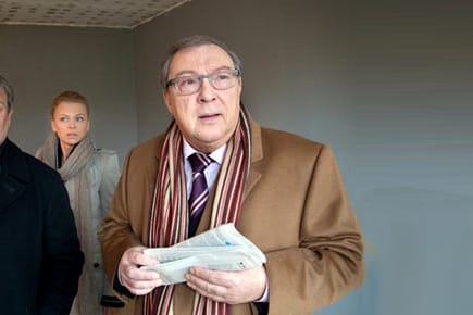 Wolfgang Winkler, Isabell Gerschke und Jaecki Schwarz in "Polizeiruf 110: Blutige Straße"