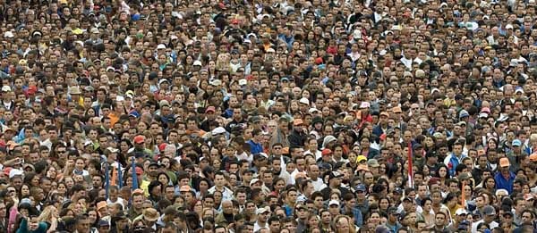 Jede Minute wächst die Weltbevölkerung um 150 Menschen - 80 Millionen im Jahr - Einmal Deutschland alle 365 Tage. Jede Minute wächst die Weltbevölkerung um 150 Menschen - 80 Millionen im Jahr - Einmal Deutschland alle 365 Tage.
