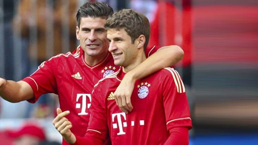 Mario Gomez, Thomas Müller und der FC Bayern haben gut Lachen.
