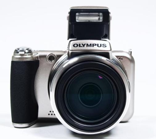 Platz 10: Olympus SP-800UZ (30fach-Zoom)