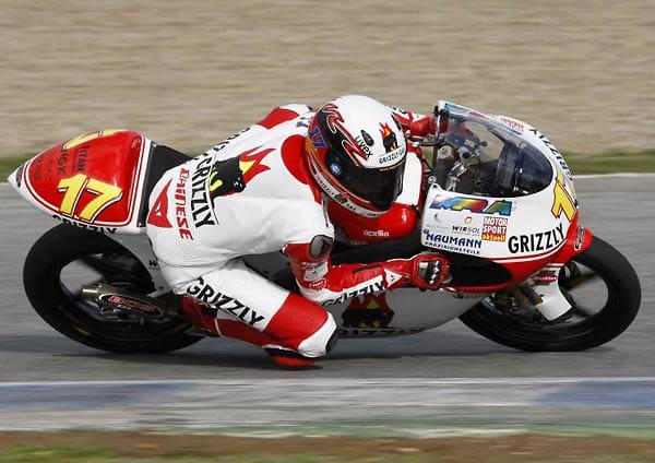 2007 geriet Bradls Karriere ins Stocken, als er kurzzeitig zurücktrat. Dann 2008 der Neustart - und wie: In Tschechien gewann er seinen ersten Grand Prix und stellte in Japan mit 245,9 km/h einen Geschwindigkeitsrekord auf.