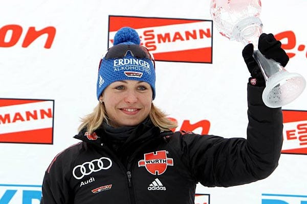 Magdalena Neuner ist mit zehn Titeln und drei zweiten Plätzen die erfolgreichste Athletin in der Geschichte von Biathlon-Weltmeisterschaften. Weit über 20 Weltcupsiege in Einzelrennen sowie der zweimalige Gewinn des Biathlon-Gesamt-Weltcups runden ihre Trophäensammlung ab. Am Ende dieser Saison wird sie ihre Karriere beenden.
