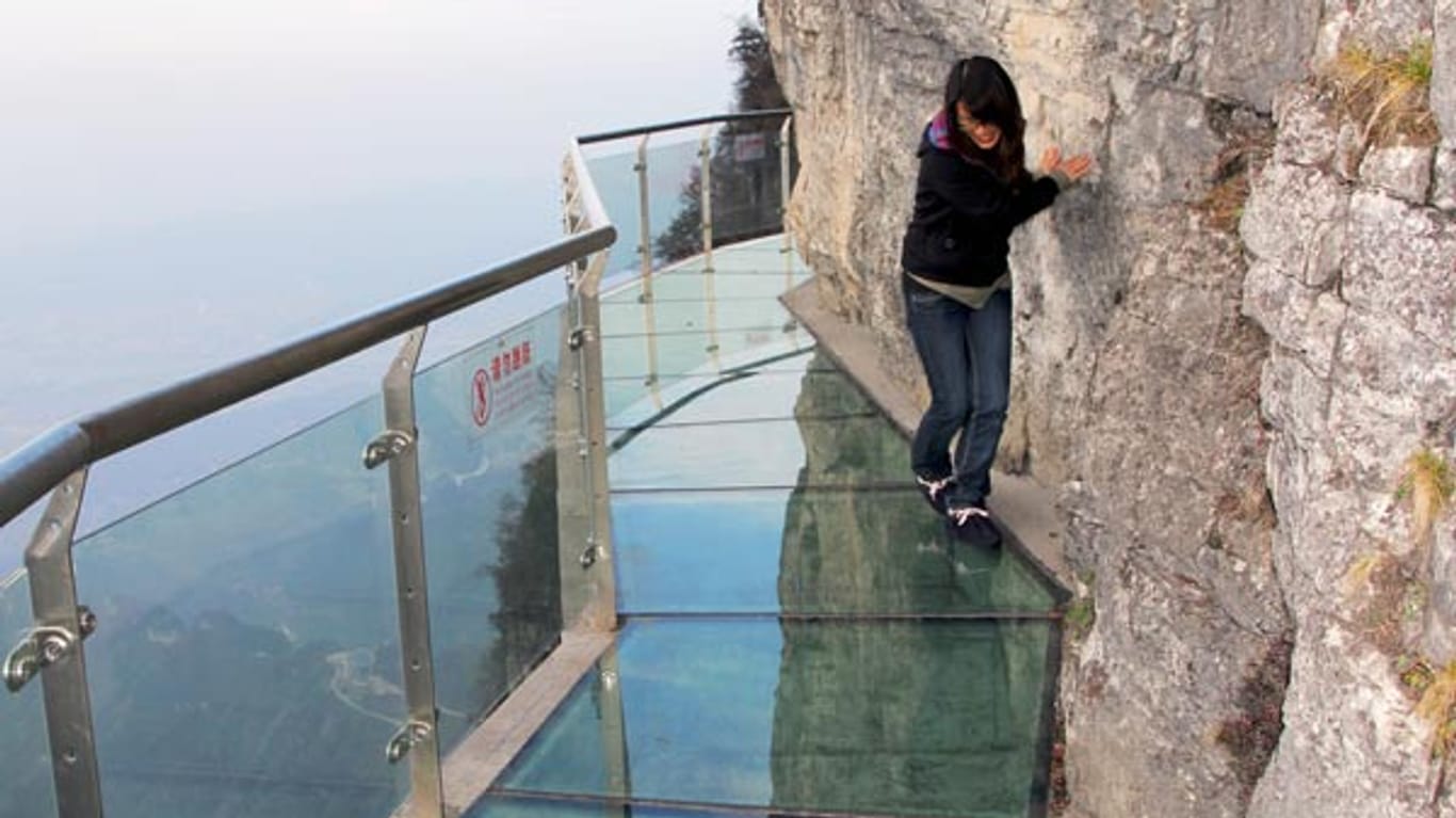 Nichts für schwache Nerven: Chinas Skywalk im Hunan Nationalpark.