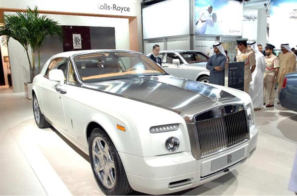 Auch Rolls-Royce durfte bei der Dubai Motor Show 2011 nicht fehlen.