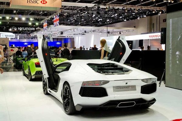 Das neue Flaggschiff von Lamborghini - der Aventador.