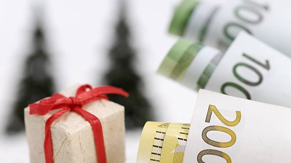 Bekommt Man Weihnachtsgeld Wenn Man Krankengeld Bezieht Rotstift beim Weihnachtsgeld oft unzulässig