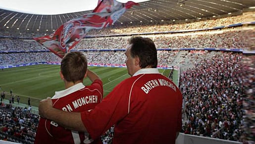 Ein Highlight für kleine Fußballfans: ein Besuch im Stadion.