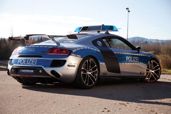 Mit dem Fahrzeug will die Initiative für sicheres und seriöses Autotuning werben. Die Aktion wird vom Bundesverkehrsministerium, Herstellern und Autotunern unterstützt, die sich auch an der Konzeption des Polizei-Audi beteiligten.