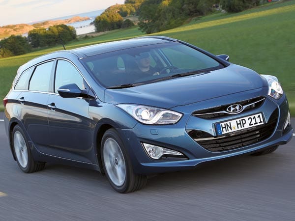 Hyundai i40 2.0, 177 PS, Benzin, Neupreis: 27.550 Euro, Betriebskosten: 55,13 Euro pro 100 Kilometer.