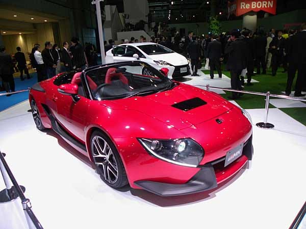 Noch ein Sportwagen von Toyota: Der GR MN Hybrid Concept erinnert entfernt an den MR2.