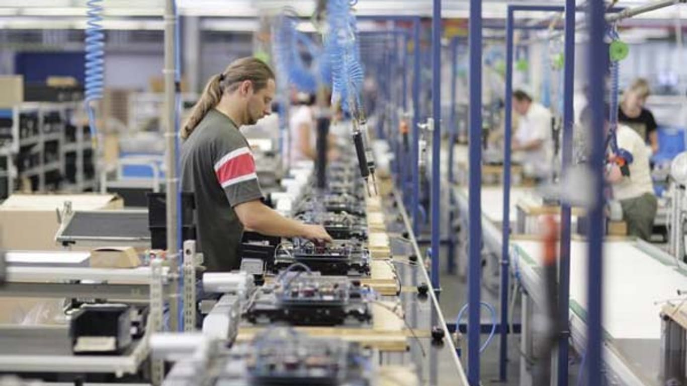 Rund 850.000 Menschen sind in der deutschen Elektroindustrie beschäftigt.