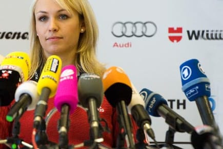 Großer Medienauflauf bei der Pressekonferenz von Magdalena Neuner.