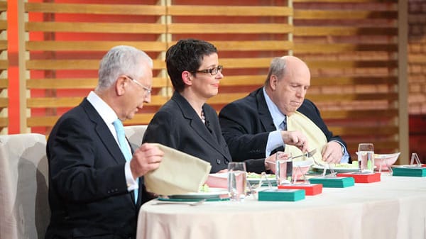 Heinz Horrmann, Katja Burghardt und Reiner Calmund bildeten damals die Jury von "Die Kocharena".