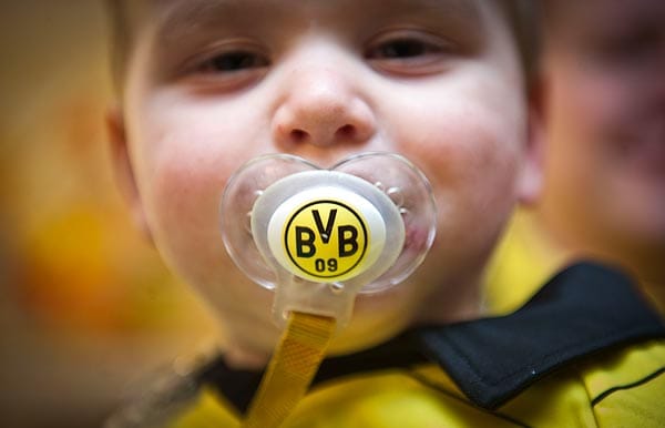 Die Kaderverjüngung nimmt bei Borussia Dortmund immer skurrilere Formen an.