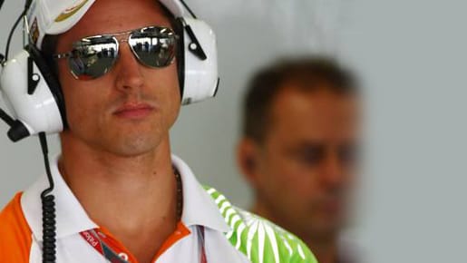 Adrian Sutil sucht fieberhaft nach einem neuen Cockpit.