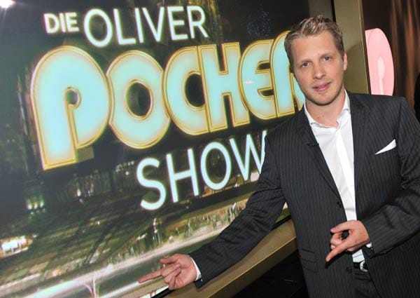Schon lange gab es Gerüchte, dass "Die Oliver Pocher Show" aufgrund von schlechten Quoten eingestellt werden würde. Im März 2011 gingen dann im Sat.1-Studio tatsächlich die Lichter aus.