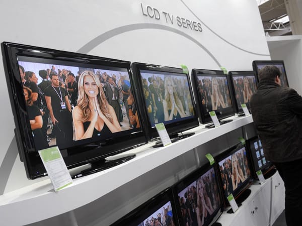 LCD-Fernseher konnten dunkle Farben anfangs nur schlecht darstellen