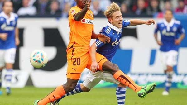 In der Hinrunde noch Gegner, jetzt schon Teamkollegen: Chinedu Obasi (li.) und Lewis Holtby. In der Hinrunde noch Gegner, jetzt schon Teamkollegen: Chinedu Obasi (li.) und Lewis Holtby.