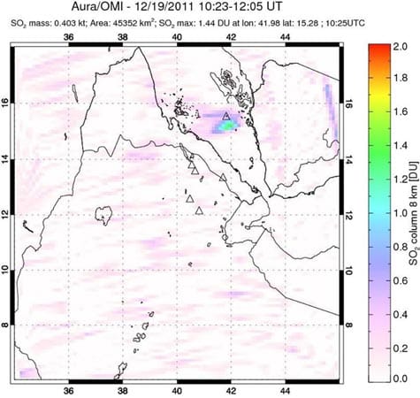 Gaswolke überm Roten Meer (grüner Fleck): Satellitenmessungen vom 19. Dezember zeigten, dass in der Region ein Vulkan ausgebrochen war - noch rätselten die Experten, welcher Feuerberg es war.