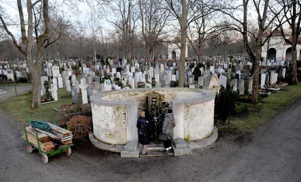 In dieser Grabstätte soll Johannes Heesters seine letzte Ruhe finden.