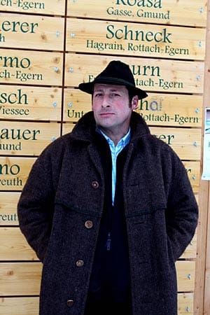 Georg Eberhardt ist stellvertretender Vorsitzender einer Milchbauerngenossenschaft am Tegernsee. Er betont dass Futter aus der Silage oder Gärfutter absolut tabu sind.