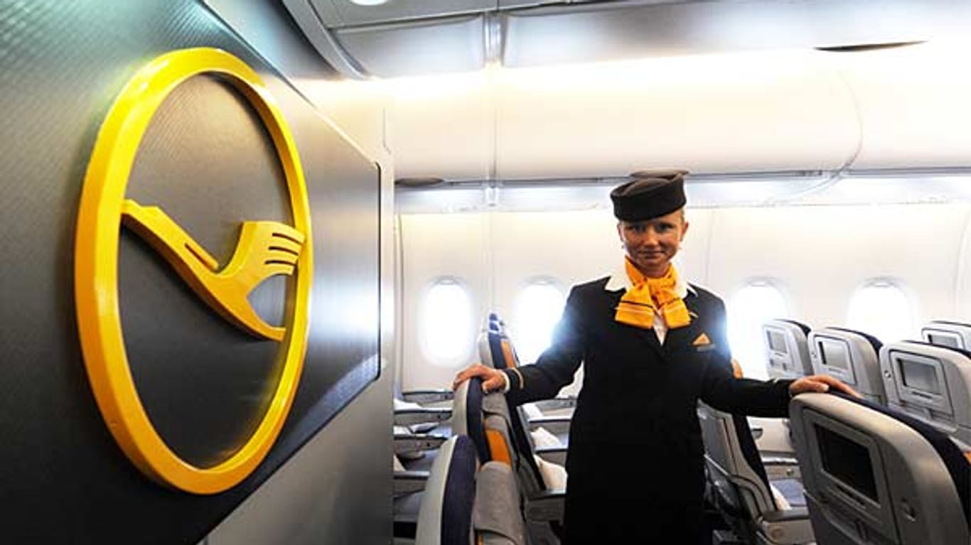 Noch begrüßen uns bei Lufthansa Festangestellte
