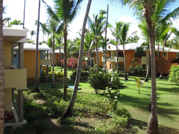Für Wassersportler bietet sich das Iberostar Bavaro in der Dominikanischen Republik an. Sascha gefällt die "gute Tauchbasis driekt am Hotel".