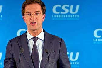 Der niederländische Ministerpräsident bei einer CSU-Tagung