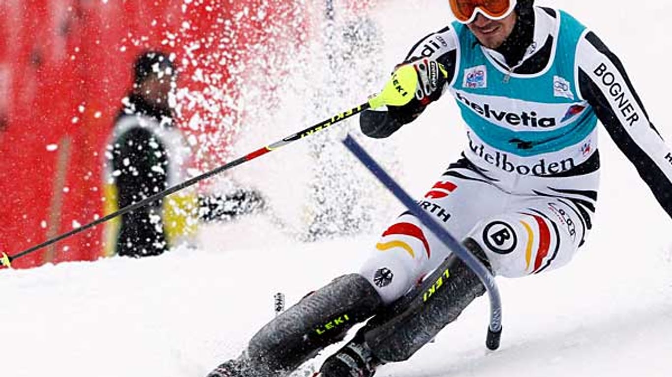 Felix Neureuther im ersten Durchgang des Slaloms in Adelboden.
