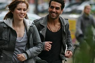 Nora Tschirner und Elyas M’Barek in "Offroad"