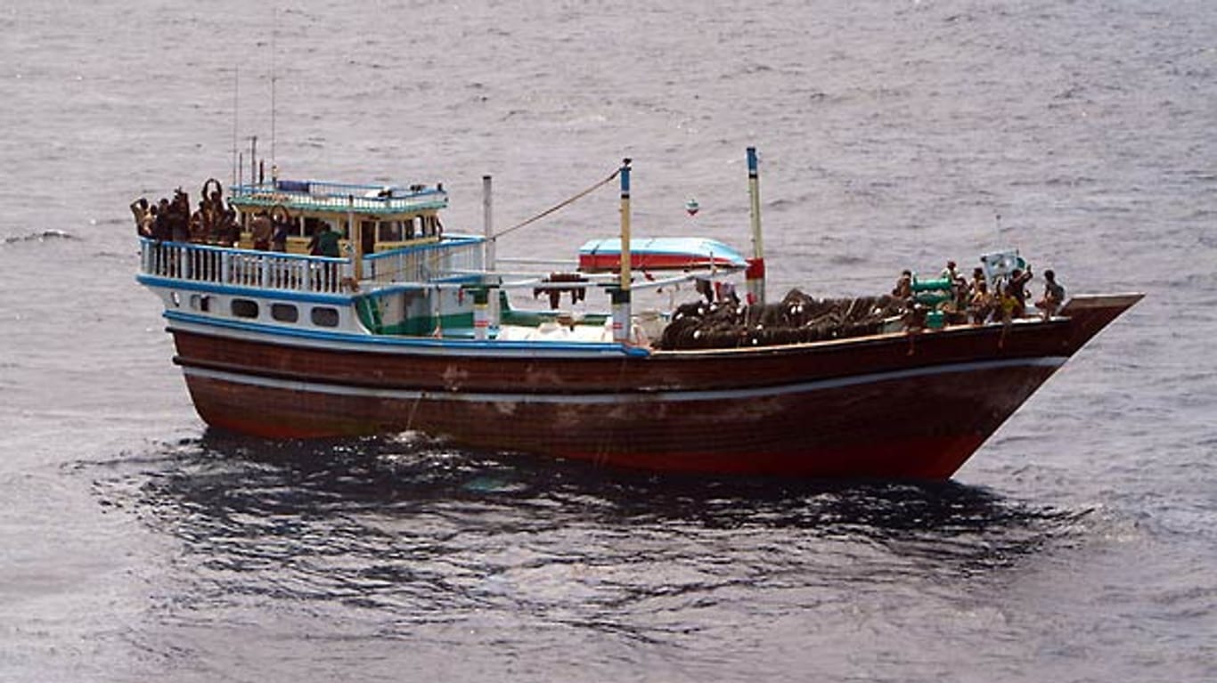 Piratenschiff auf dem indischen Ozean