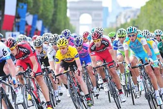 Der begehrteste Zielort: Auch 2012 endet die Tour de France in Paris.