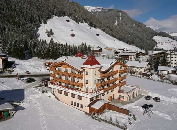 Das Alpinhotel Berghaus ist ein klassisches Landhotel in Tux im Zillertal.