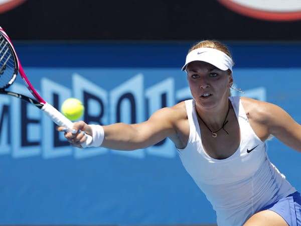 Das Jahr 2012 beginnt mit dem Highlight der Australian Open. Doch wie in Wimbledon im Jahr zuvor ist auch dort gegen Maria Scharapowa Endstation.