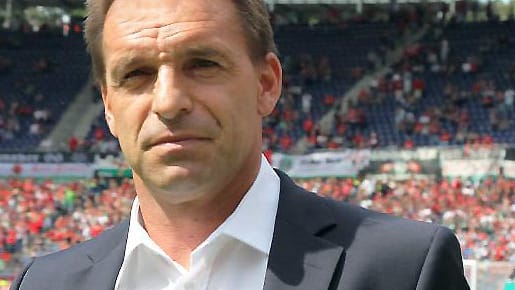 Ernst Tanner verteidigt die Strategie bei der TSG 1899 Hoffenheim.