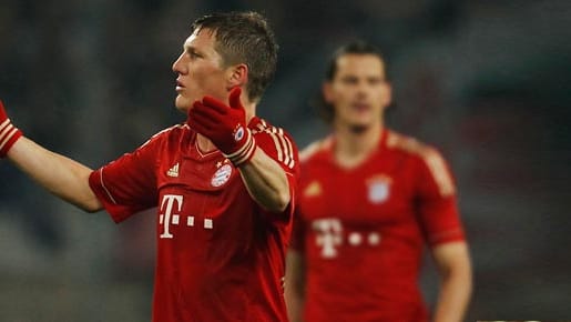 Schweinsteiger zeigt es an: In Gladbach wirkten die Bayern hilf- und ideenlos.