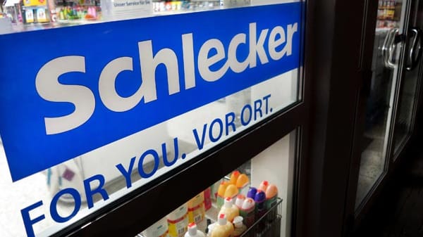 Schlecker will sich in Eigenregie sanieren