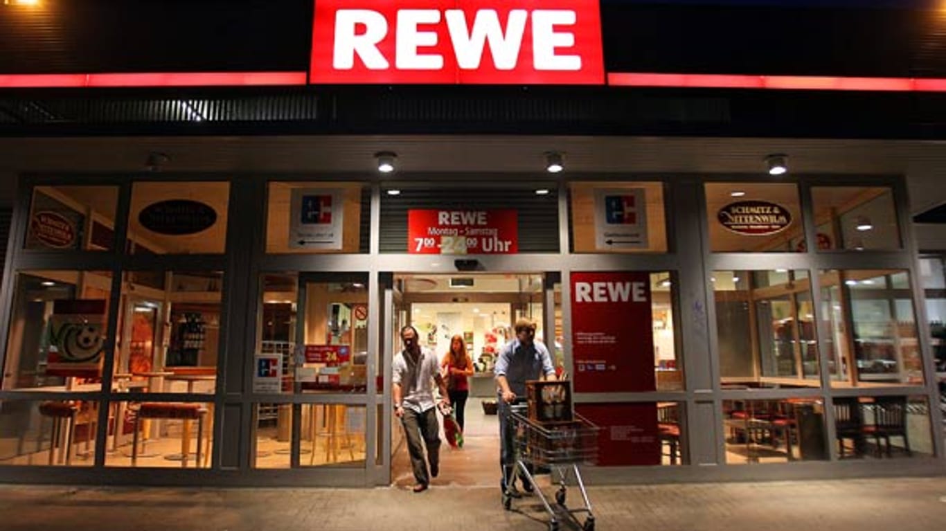 Rewe bei Nacht: Nordrhein-Westfalen will früher Schluss machen